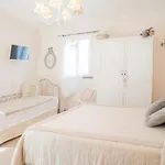 La Casa Di Menny Moneglia