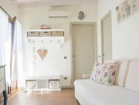 Pensjonat La Casa Di Menny Moneglia