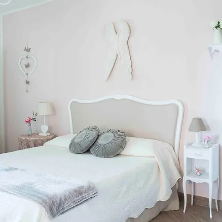 Pensjonat La Casa Di Menny Moneglia