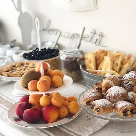 Pensjonat La Casa Di Menny 4*