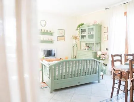 La Casa Di Menny Гостевой дом 3*