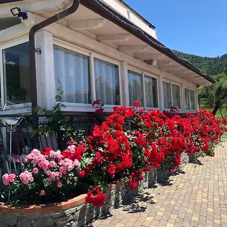 La Casa Di Menny 4*